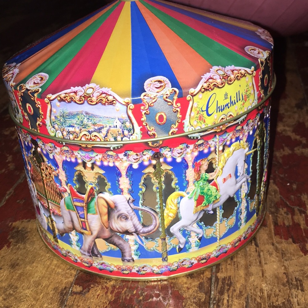 NWT Fantasy carnival tin unicorns tigers Swan more